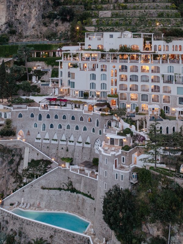 Serramenti su misura per hotel in Costiera Amalfitana
